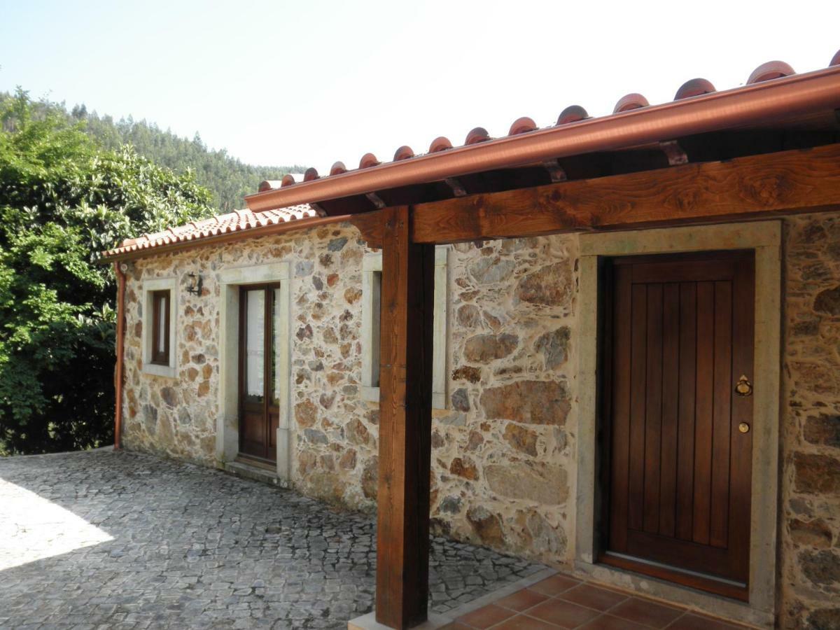 Dom wakacyjny Casa Velha Figueiro Dos Vinhos