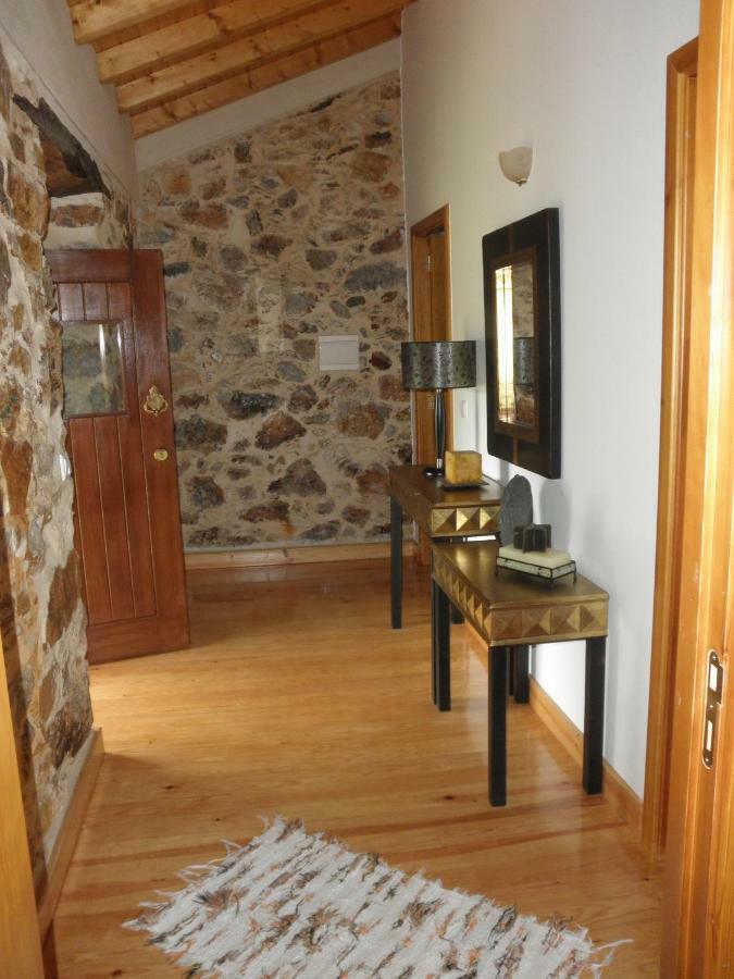 Dom wakacyjny Casa Velha Figueiro Dos Vinhos